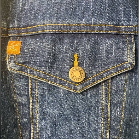 Liz & Me Signature Women's Blue Denim Jacket
Size 3X - Picture 6 of 16
